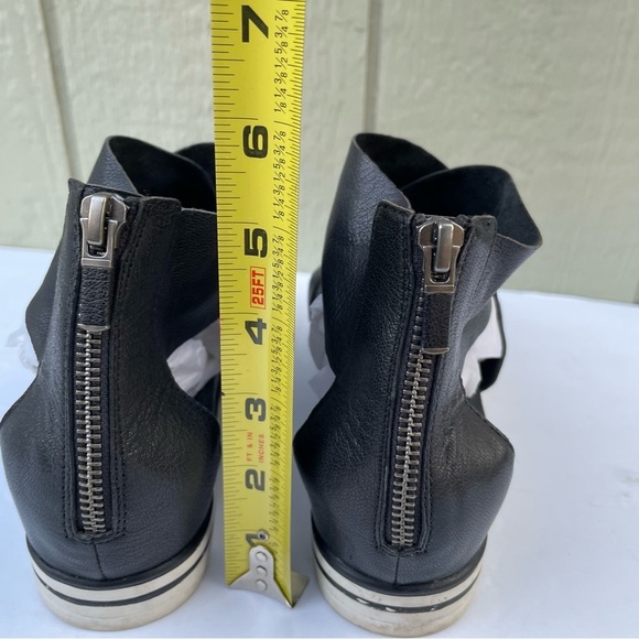 Eileen Fisher‎ Sandals Womens 9 Black Sport Tumbled Leather Wedge Heel Sneaker - Picture 5 of 16